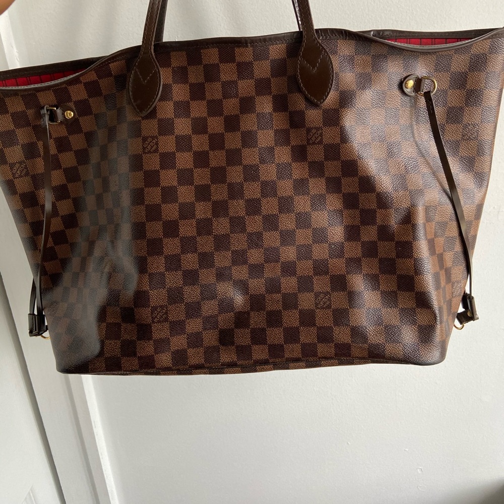 *Authentic* Louis Vuitton neverfull GM